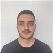 Graduado en Matemáticas e Informática con más de 5 años de experiencia imparte clases cercanas y didácticas para todos los niveles